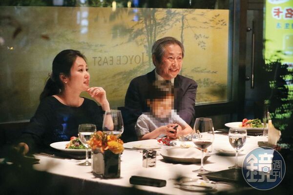 沉痛別至親／獨家！與王文洋共進最後晚餐　麻衣父親癌末抱病來台道別