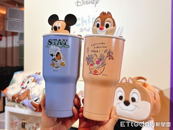 ▲▼7-11推出130款馬年福袋！10大IP三麗鷗、史努比　頭獎抽特斯拉。（圖／記者林育綾攝）