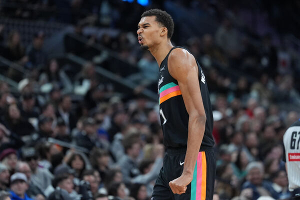 ▲馬刺溫班亞瑪持續火燙表現，但球隊外線大迷航苦吞2連敗。（圖／達志影像／美聯社） 