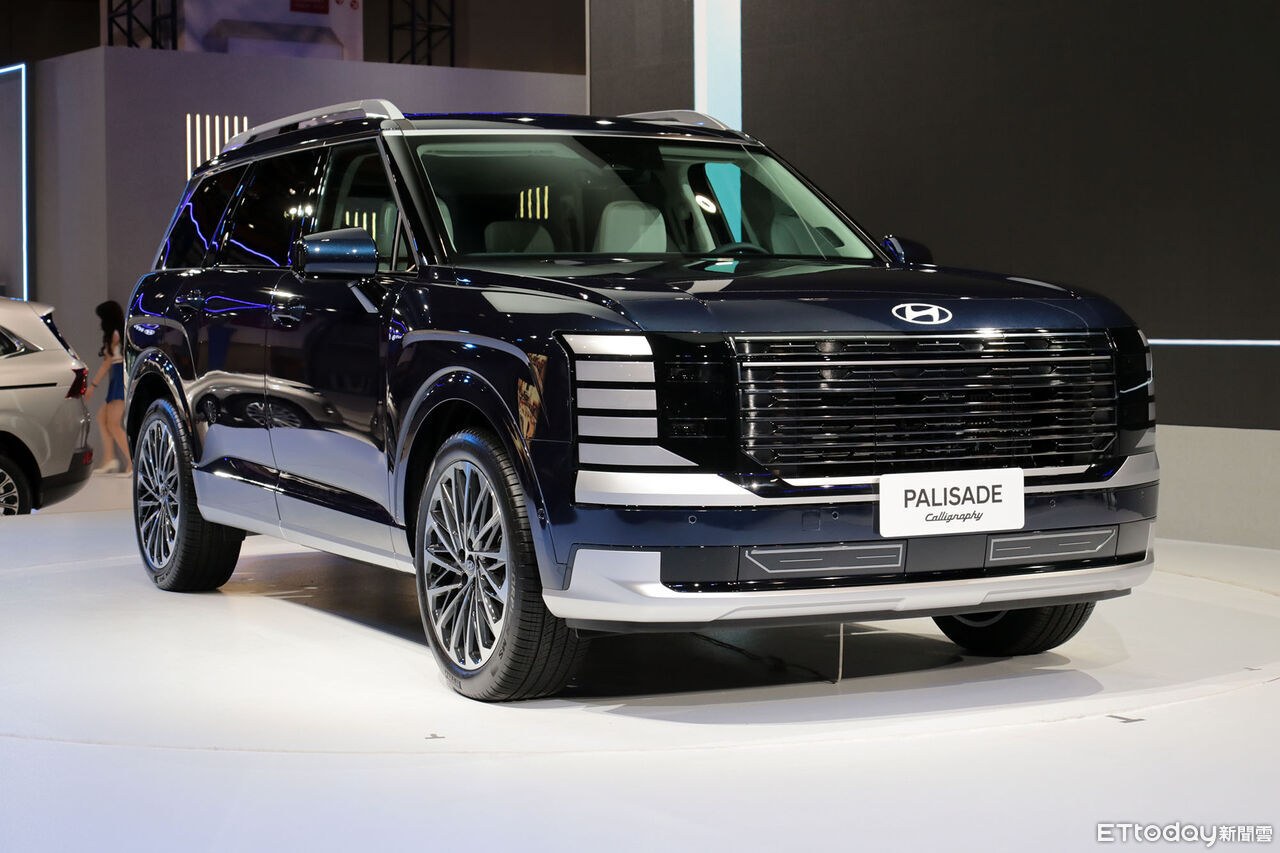 ▲台北車展／Hyundai「旗艦大型休旅車」首發！2.5渦輪油電更討喜。（圖／記者張慶輝攝）