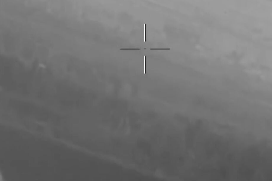 ▲解放軍官方微博「中國軍號」釋出的無人機「俯瞰台灣省」畫面。（圖／翻攝微博）