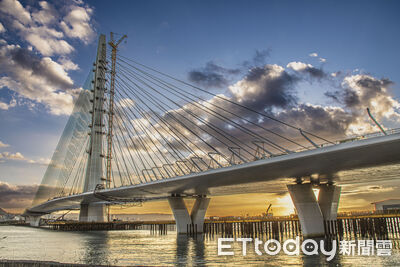 淡江大橋「躺平看海、野餐、健行」通車9活動　商標開放公益使用