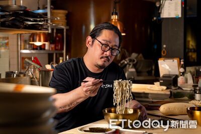 「賤兔主廚」金度潤與阿舍乾麵合推新品牌