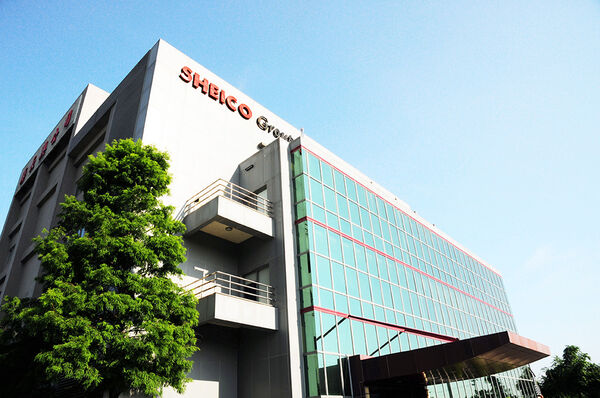 ▲全球最大潛水衣製造商的薛長興集團創辦人薛丕拱，30日安詳辭世，享耆壽97歲。（圖／翻攝自《薛長興集團官網》）