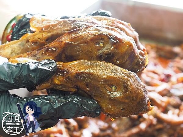 ▲▼追蕾醬香黑鴨中壢店。（圖／部落客民宿女王芽月授權提供）