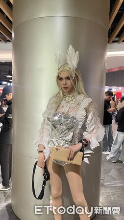 ▲▼蔡依林的粉絲從馬來西亞來台追星。（圖／記者翁子涵攝）