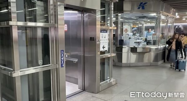 ▲▼快訊／捷運左營站警報狂響、電梯停擺！網驚問：怎麼了？　原因曝光。（圖／高雄市議員張博洋提供）
