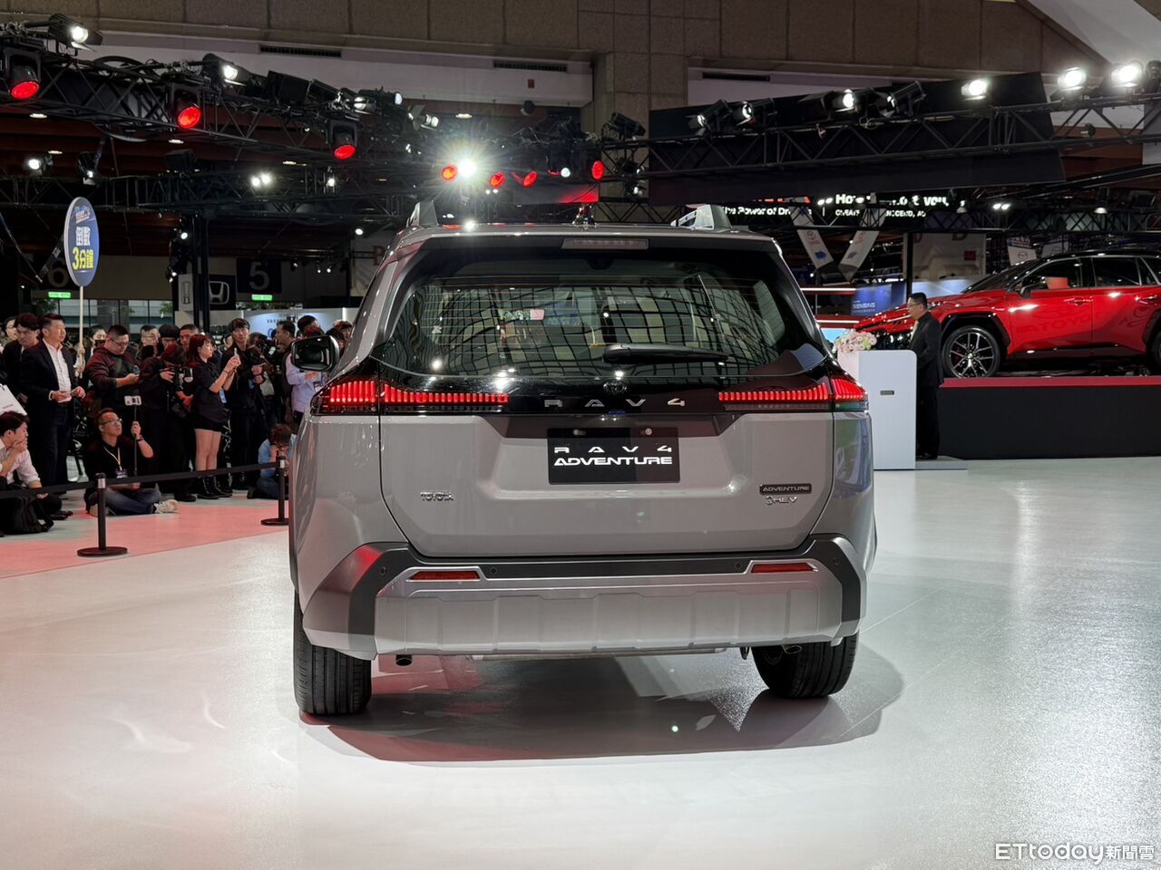 ▲TOYOTA第6代RAV4。（圖／記者徐煜展攝）