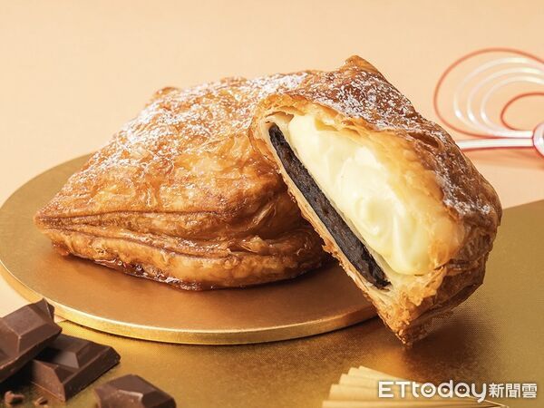 ▲▼beard papa`s1月推出全新限定「藍莓生乳泡芙」、「巧克力派」，以及強勢回歸的「開心果泡芙」，加碼人氣爆棚的「蜂蜜奶油派皮」。（圖／beard papa`s提供）