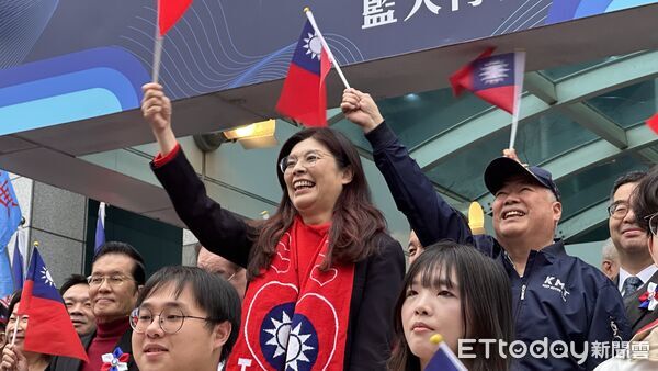 ▲▼ 國民黨主席鄭麗文出席國民黨中央元旦升旗典禮      。（圖／記者崔至雲攝）