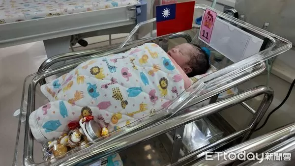▲台中李茂盛醫院喜迎第1個元旦寶寶。（圖／李茂盛醫院提供）