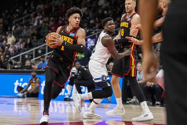 ▲亞特蘭大老鷹強森（Jalen Johnson）打出生涯代表作率領球隊中止7連敗。（圖／路透）