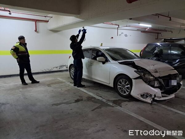 ▲▼ 淡水紅毛城前今(1)日清晨發生一起死亡車禍            。（圖／記者陸運陞翻攝）