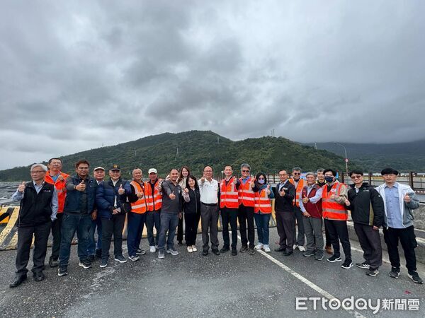 ▲▼馬太鞍溪鋼便橋自114年10月18日開工後已於1月1日早上10時正式通車。（圖／公路局提供，下同）