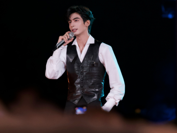 ▲▼湖南衛視跨年收視率壓倒性第1。（圖／翻攝自微博）