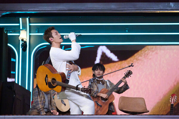 ▲▼湖南衛視跨年收視率壓倒性第1。（圖／翻攝自微博）