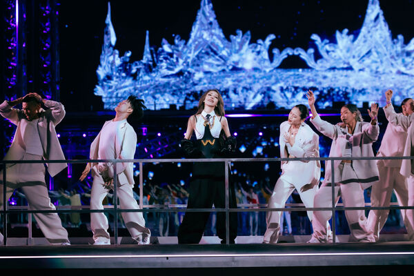 ▲▼ 蕭亞軒Elva再次登上湖南衛視跨年演唱會舞台。（圖／華納音樂提供）