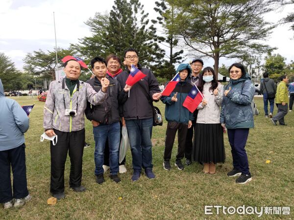 ▲台南市永福國小星星兒家族元旦前往鹿耳門天后宮祈福許願，以行動迎接2026年。（記者林東良翻攝，下同）