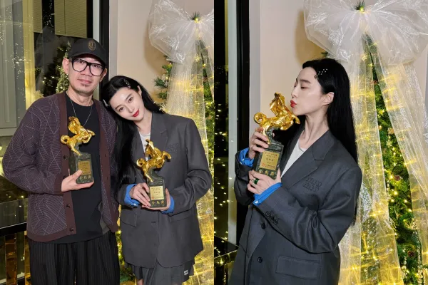 ▲范冰冰開心在Threads連發8張與金馬獎盃的合照，但到微博同一篇文，只剩她的自拍照。（圖／翻攝自范冰冰Threads、微博）