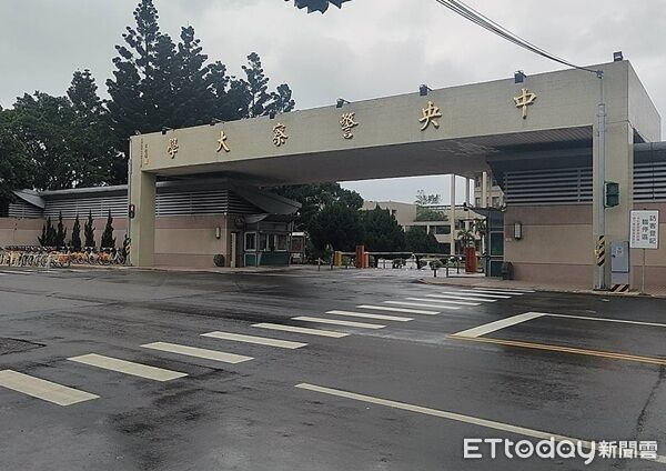 ▲慣竊毒蟲游姓男子竟太歲頭動土，偷竊警大校內土地公廟香油錢。（圖／龜山警分局提供，下同）