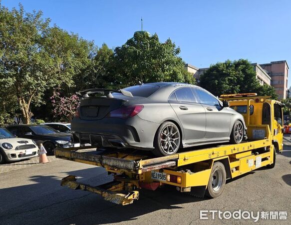 ▲南投警啟動「獵飆行動」，檢、警、監、環四殺，12 名炸街飆仔人、車、財全失。（圖／記者高堂堯翻攝）