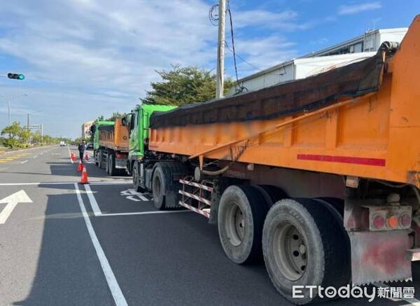 ▲屏東警方5日起全面取締大型貨車違規。（圖／記者陳崑福翻攝）