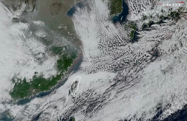 ▲▼雲街。（圖／取自「台灣颱風論壇｜天氣特急」粉專）