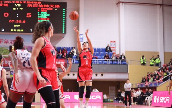 ▲抗議WCBA裁判吹判不公，武漢盛帆女籃竟頒發「罰不還口獎」給球員。（圖／取自武漢盛帆球團社群）