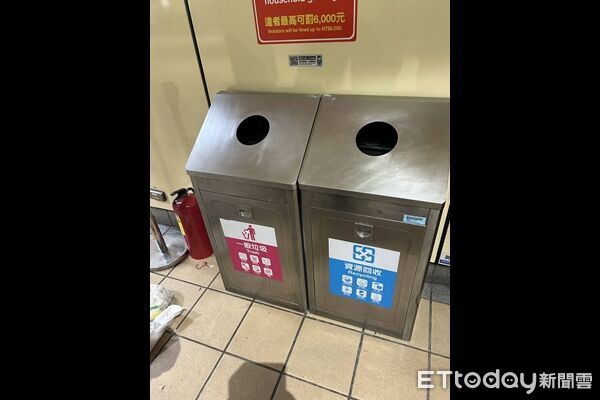 ▲▼新北永和頂溪捷運站內垃圾桶遭15歲少年縱火。（圖／記者陸運陞翻攝）