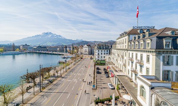 ▲▼Hotel Schweizerhof Luzern。（圖／翻攝自Hotel Schweizerhof Luzern臉書專頁）