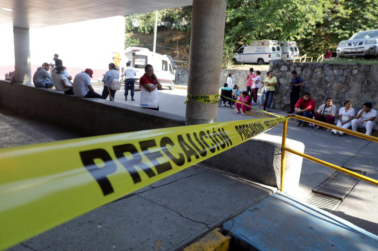 6.5強震突襲!墨西哥總統記者會中斷 60歲男避難摔死