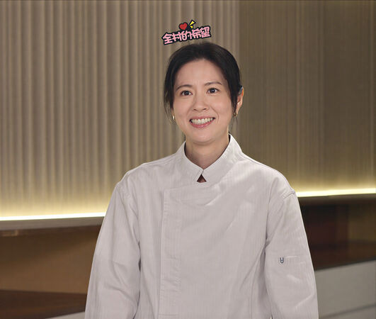 ▲姚淳耀(左)與鄭淳豪(右)首度搭檔，兩人比心示愛。（圖／華視提供）