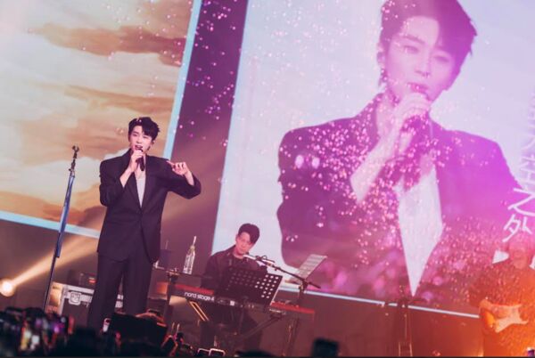 ▲▼ 曹楊期待與台灣歌迷相見。（圖／杰威爾音樂提供）