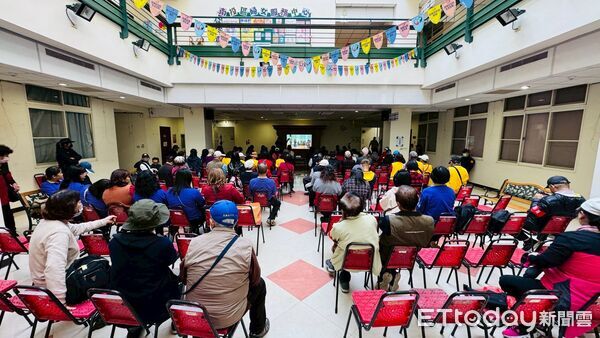 ▲「反對埔里鎮設置廢棄物掩埋場大聯盟」發動民眾赴該案第一階環評審查會抗議陳情。（圖／民眾提供）