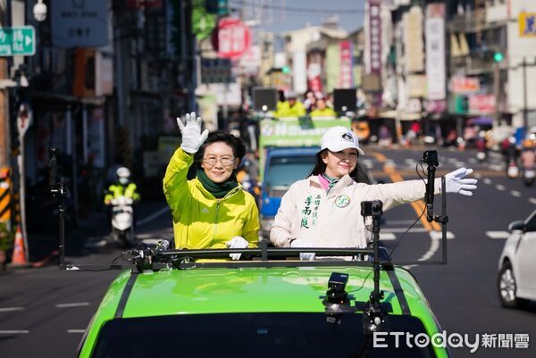 ▲▼初選倒數！邱議瑩合體黃捷車掃吸睛　賴瑞隆造勢找9立委站台   。（圖／記者賴文萱翻攝）