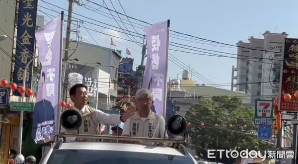 ▲▼初選倒數！邱議瑩合體黃捷車掃吸睛　賴瑞隆造勢找9立委站台   。（圖／記者賴文萱翻攝）
