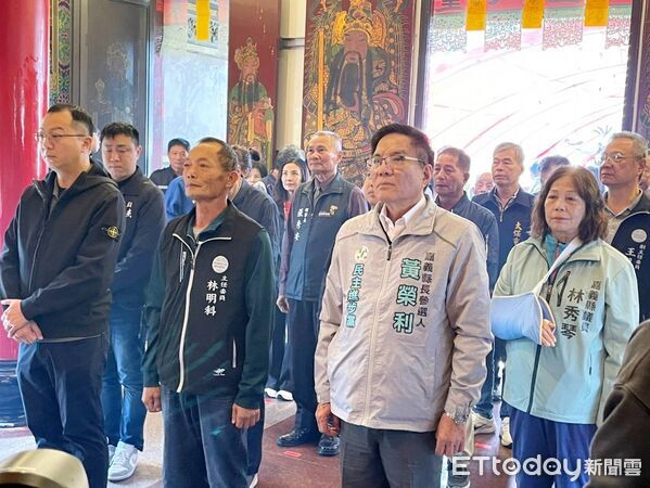 ▲▼ 黃榮利受邀代表總統揭匾　新港月眉鄉親熱烈支持力挺    。（圖／黃榮利競選團隊提供）