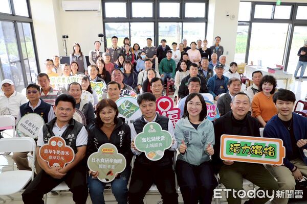 ▲▼   鹿草鄉長嚴珮瑜施政三周年　「穩中有進，匯聚前行」展望未來  。（圖／鹿草鄉公所提供）