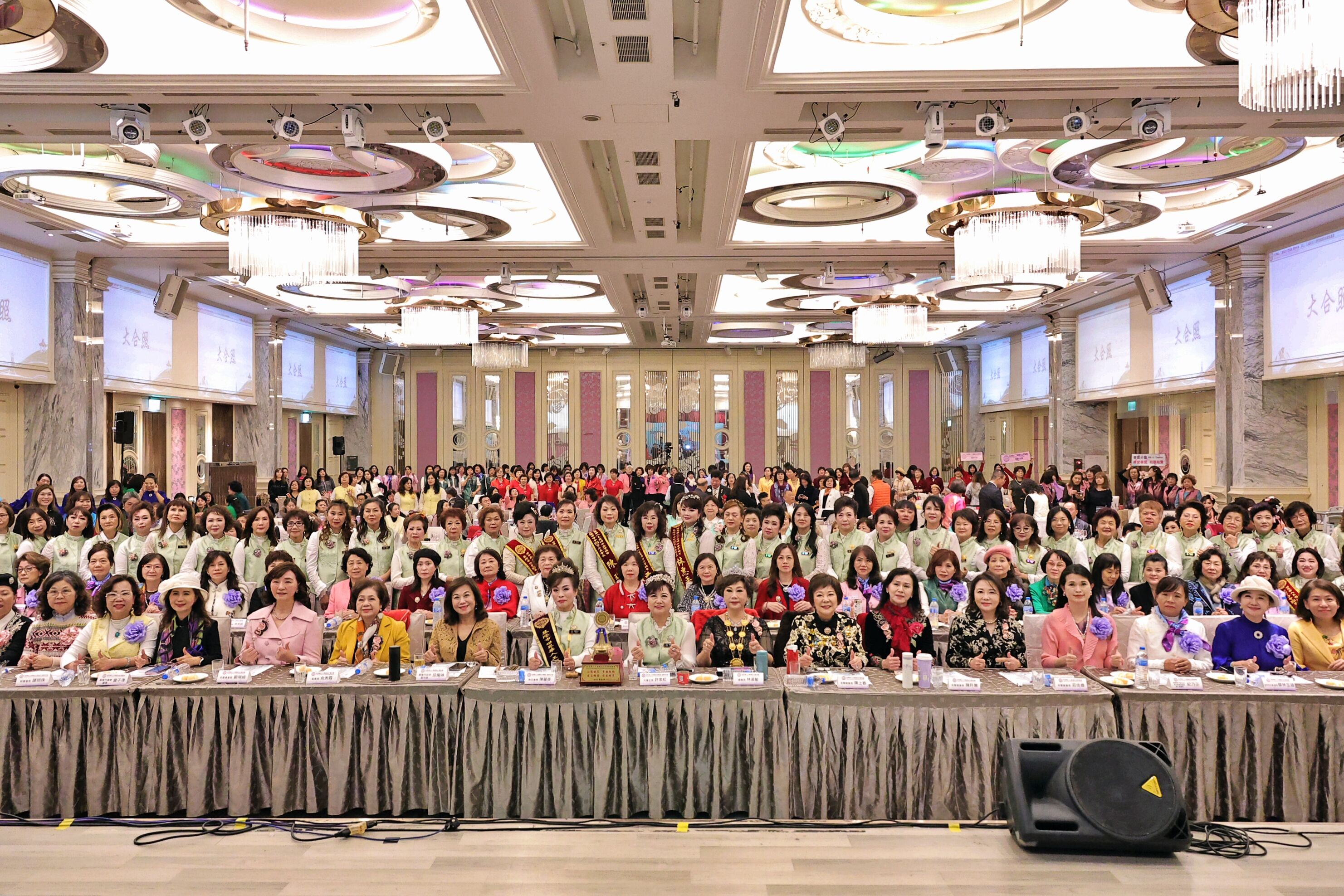 ▲基隆工商婦女領袖交棒 邱佩琳見證女力永續。（圖／記者郭世賢翻攝）