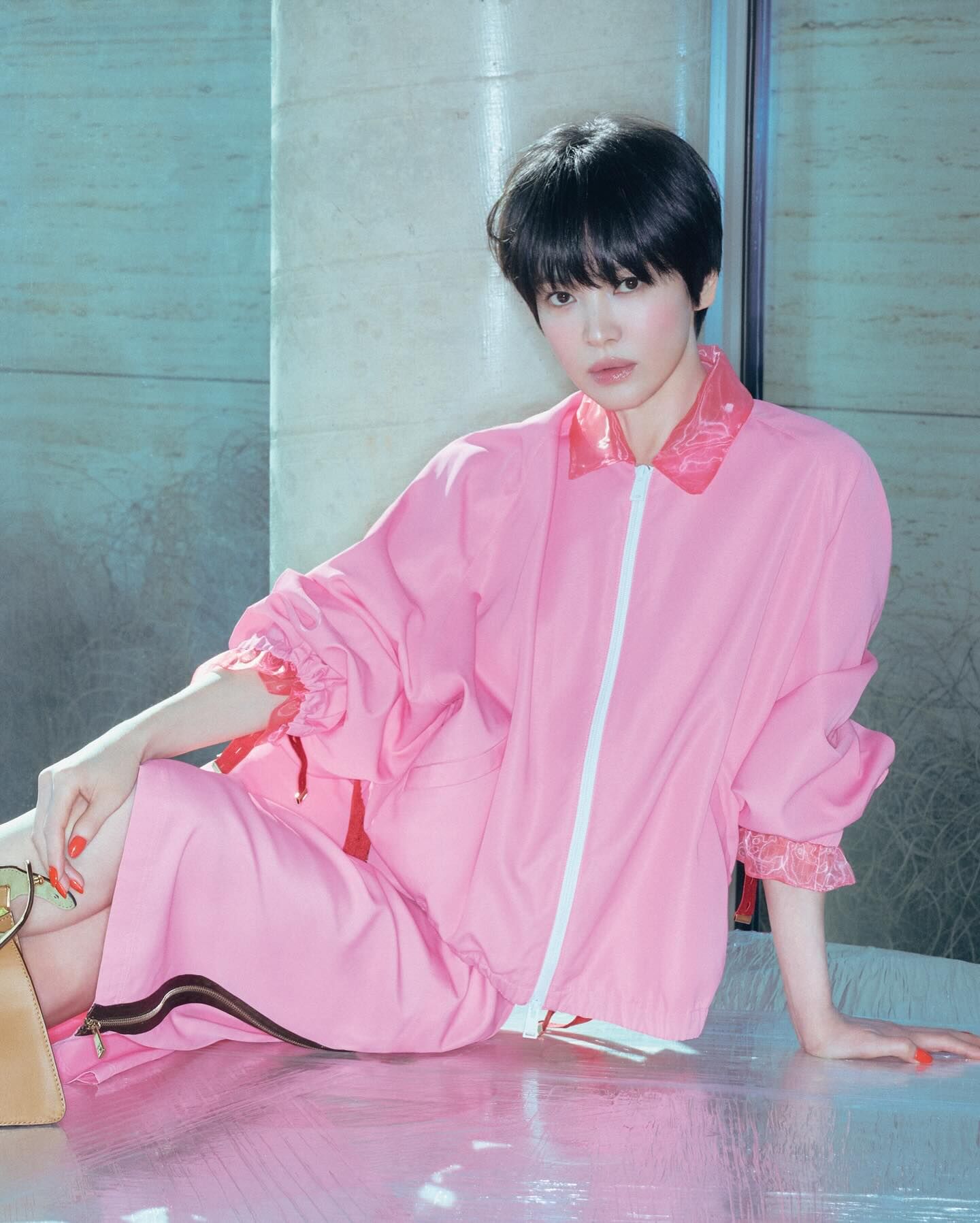 ▲▼宋慧喬底妝。（圖／翻攝自IG/宋慧喬、品牌提供）