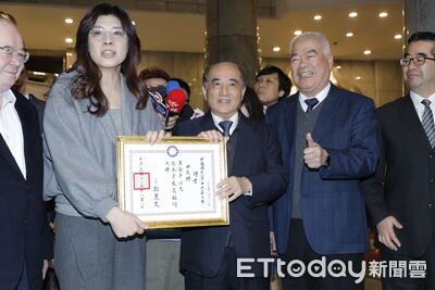 鄭麗文親送「最高顧問」聘書 王金平:希望國民黨正常發展