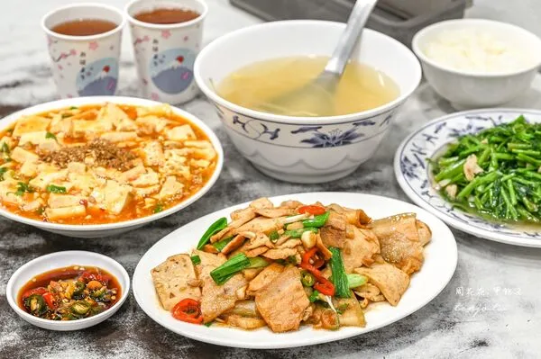 ▲▼50年老字號外省家常菜。（圖／部落客周花花提供）