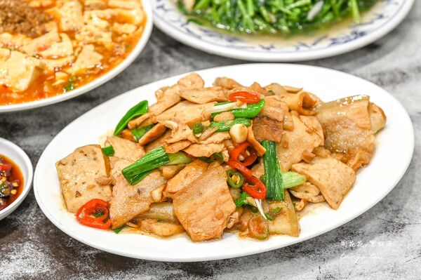 ▲▼50年老字號外省家常菜。（圖／部落客周花花提供）