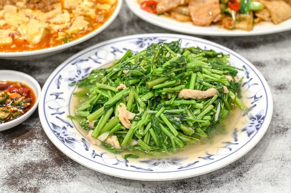 ▲▼50年老字號外省家常菜。（圖／部落客周花花提供）