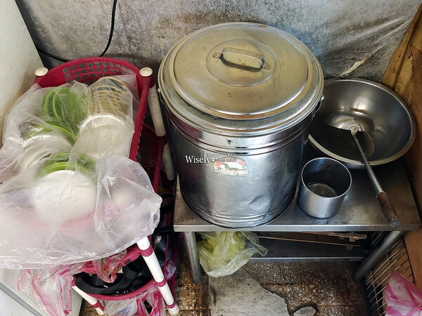 ▲▼40年經驗香港老師傅。（圖／部落客wisely提供）