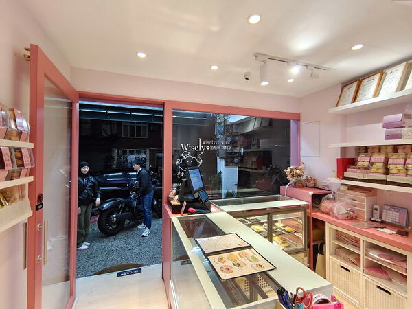 ▲▼老字號草莓蛋糕.草莓塔。（圖／部落客wisely提供）