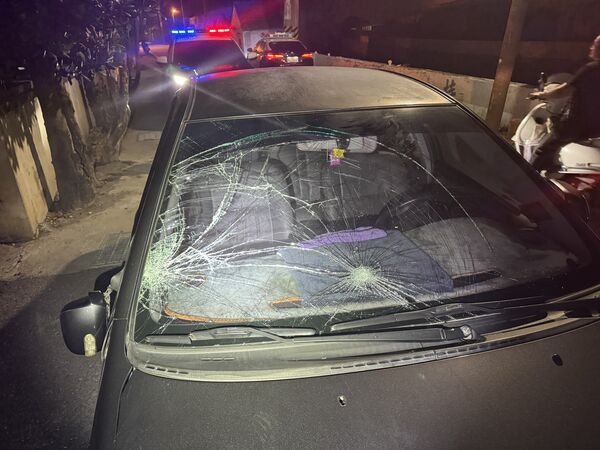 ▲陳姓駕駛肇逃擋風玻璃碎裂。（圖／警方提供）
