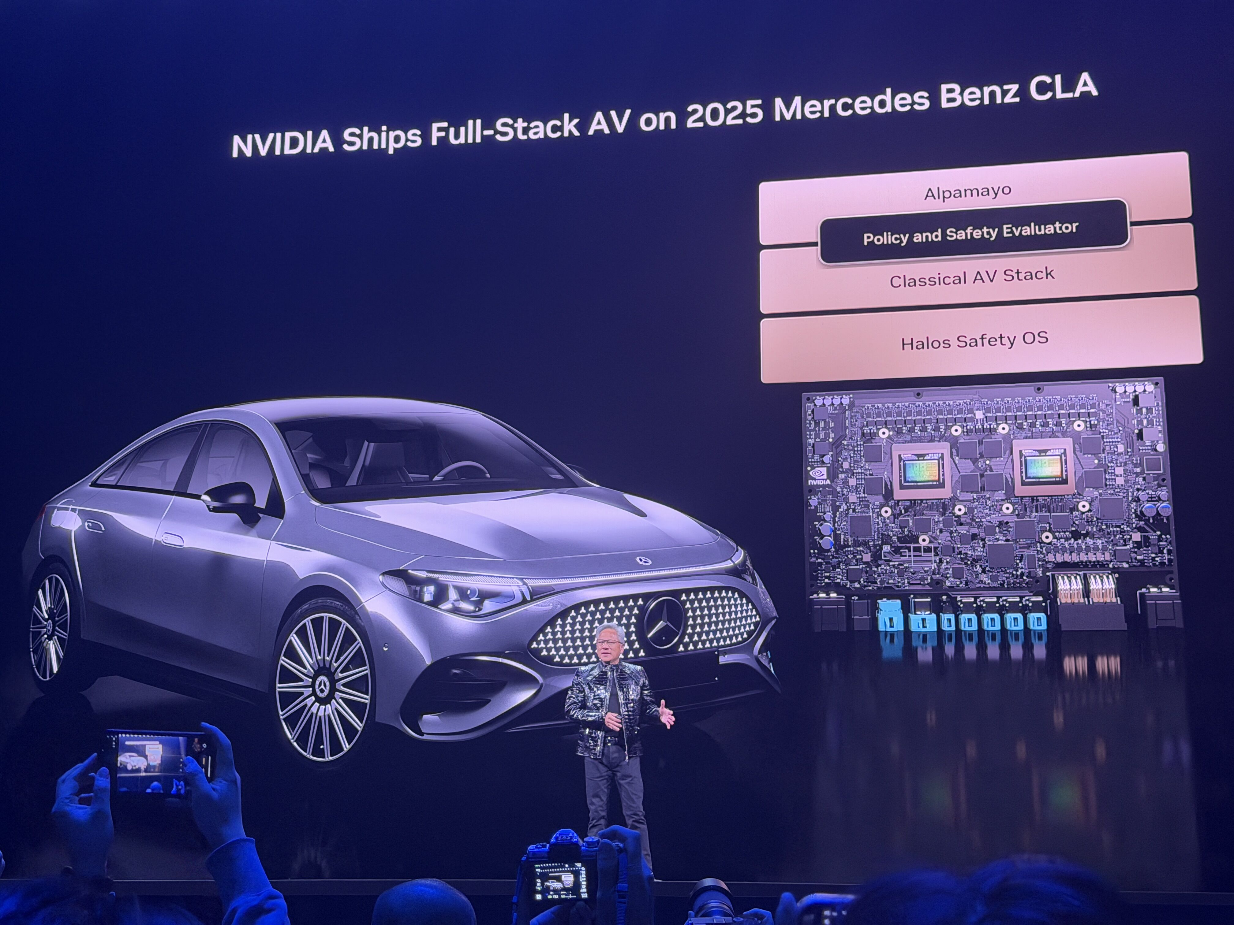 ▲▼黃仁勳CES發表自駕AI模型Alpamayo。（圖／記者高兆麟攝）