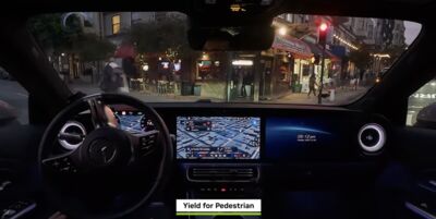 快訊/黃仁勳公布全新AI「Alpamayo」 合作賓士搭載自駕系統