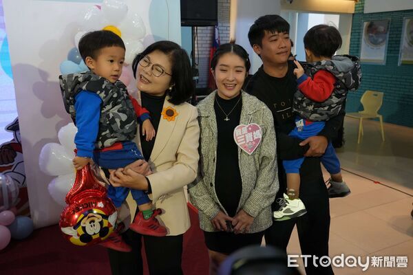 ▲雲林縣政府5日宣布第三胎生育補助加碼至10萬元，期盼減輕家庭生育負擔。（圖／記者游瓊華翻攝）